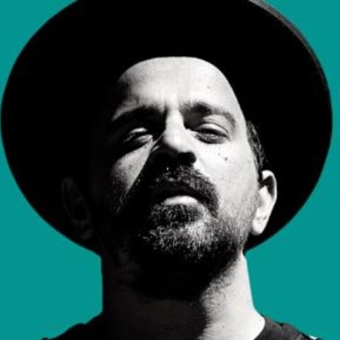 Monsieur Minimal: Easteria Live Band στην Ταράτσα του Gazarte