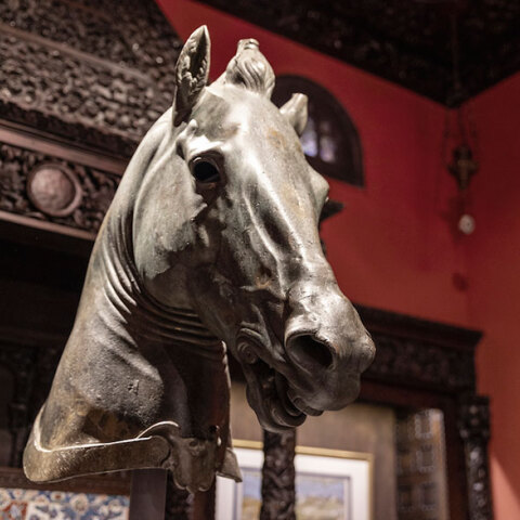 Χάλκινη προτομή αλόγου Medici-Riccardi © Υπουργείο Πολιτισμού και Αθλητισμού – Οργανισμός Διαχείρισης και Ανάπτυξης Πολιτιστικών Πόρων (Ο.Δ.Α.Π.) 