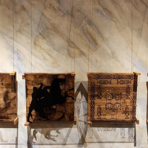 Clara Carvajal: «Αμαζονομαχία» στο Μουσείο Ηρακλειδών