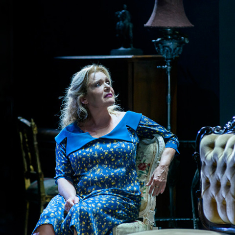 Μαρία Καβογιάννη, «Τρίτο στεφάνι» (Παλλάς)