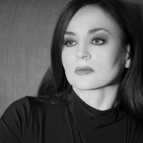 Η Καρυοφυλλιά Καραμπέτη