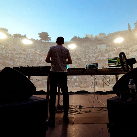 Max Cooper - Ωδείο Ηρώδου Αττικού