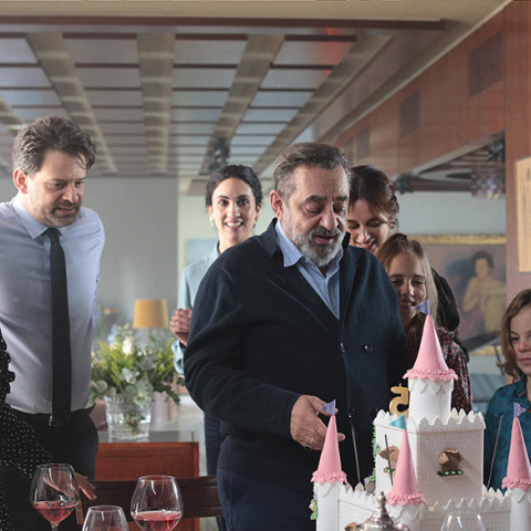 Σιωπηλός δρόμος - Mega