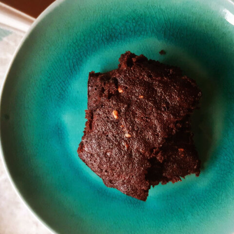 Brownies με φιστίκι και μπανάνα