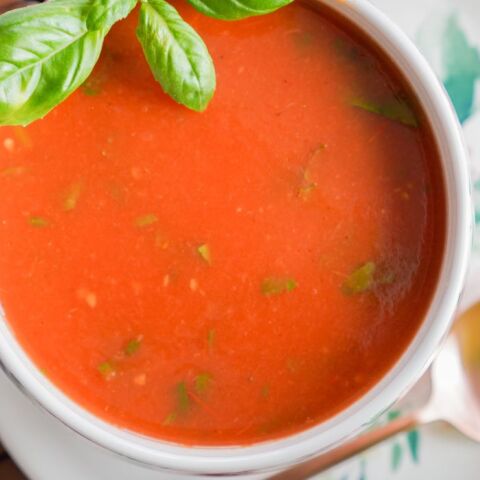 Πανεύκολη, καλοκαιρινή ντοματόσουπα σε 30’
