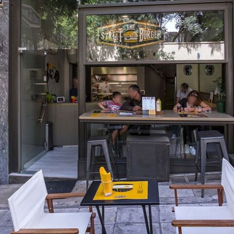 gs_the_street_burger.jpg