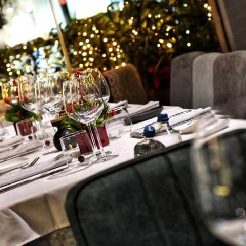 Silar Dining Couture