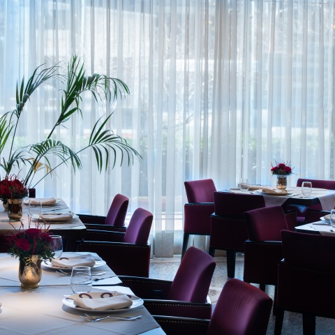 Athénée (πρώην Zonars)