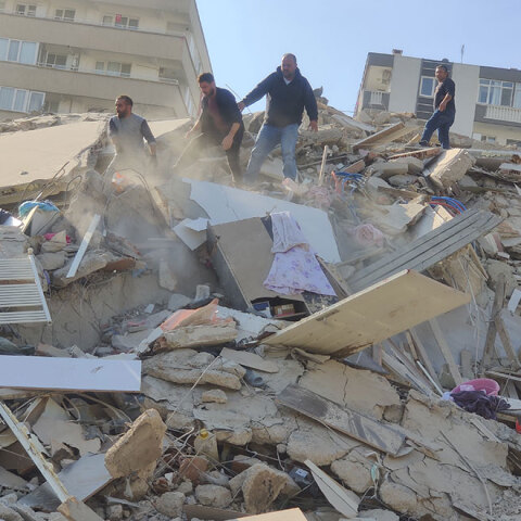 Καταστροφές από τον σεισμό στην Τουρκία 