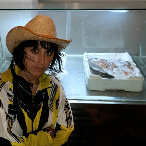 Η τραγουδίστρια Σtella