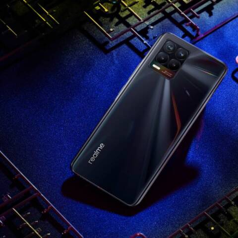 realme_smartphone_series_8_1.jpg