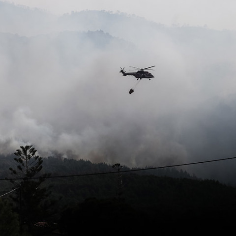 ΠΥΡΚΑΓΙΑ ΚΟΡΙΝΘΙΑ-ΤΟ ΜΕΤΩΠΟ ΣΤΟ ΑΛΕΠΟΧΩΡΙ (ΒΑΣΙΛΗΣ ΡΕΜΠΑΠΗΣ
