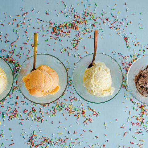 10 συνταγές για να φτιάξεις το δικό σου παγωτό