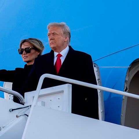 Ντόναλντ και Μελάνια Τραμπ αποχώρησαν από τον Λευκό Οίκο