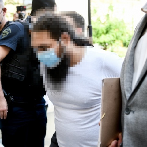 Ο 37χρονος δράστης της επίθεσης με βιτριόλι κατά των Μητροπολιτών
