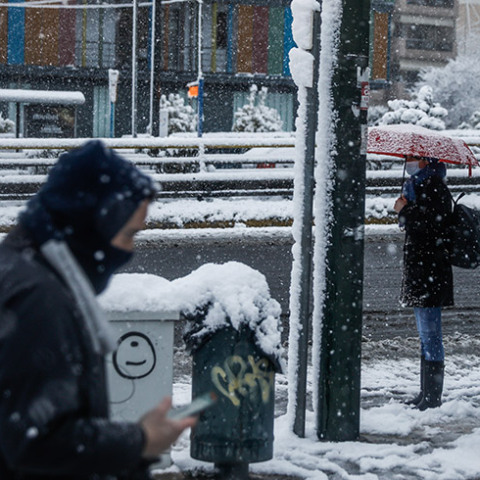 ΚΑΚΟΚΑΙΡΙΑ ΜΗΔΕΙΑ / ΧΙΟΝΟΠΤΩΣΗ ΣΤΗΝ ΝΕΑ ΣΜΥΡΝΗ 