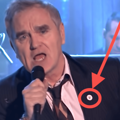 jimmy-fallon-faces-backlash-over-morrissey039s-far-right-pin_1.png