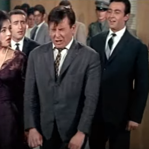 Μάρθα Καραγιάννη - Κώστας Βουτσάς στη θρυλική σκηνή «Αψού! Γείτσες! 'Στω!» 