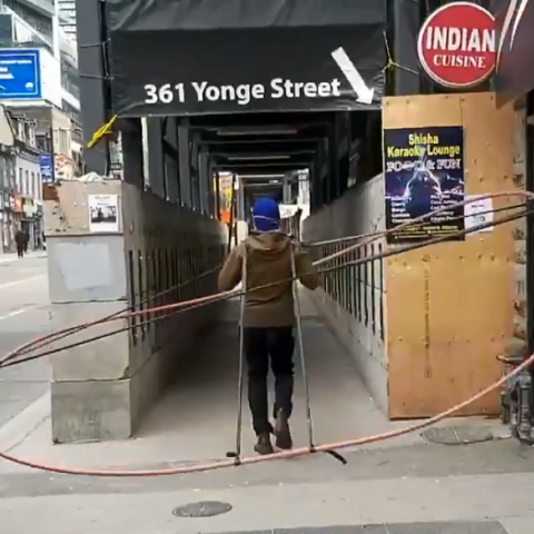 Το απόλυτο αξεσουάρ για την τήρηση της απόσταση ασφαλείας