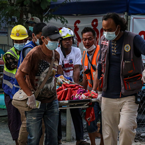 Μιανμάρ: Ένας αστυνομικός και 14 διαδηλωτές νεκροί σε συγκρούσεις