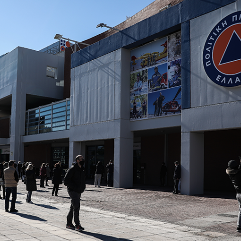 ΣΥΝΕΧΙΖΟΝΤΑΙ ΟΙ ΕΜΒΟΛΙΑΣΜΟΙ ΚΑΤΑ ΤΟΥ ΚΟΡΟΝΟΪΟΥ ΣΤΟ ΕΜΒΟΛΙΑΣΤΙΚΟ ΚΕΝΤΡΟ "ΠΡΟΜΗΘΕΑΣ" 