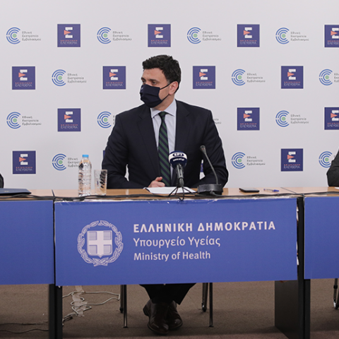 ΕΝΗΜΕΡΩΣΗ ΑΠΟ ΤΟΝ ΥΠ. ΥΓΕΙΑΣ ΒΑΣ. ΚΙΚΙΛΙΑ ΓΙΑ ΤΗΝ ΠΟΡΕΙΑ ΤΗΣ ΠΑΝΔΗΜΙΑΣ ΜΕ ΤΗΝ ΣΥΜΜΕΤΟΧΗ ΤΟΥ ΥΠ. ΕΡΓΑΣΙΑΣ Κ. ΧΑΤΖΗΔΑΚΗ