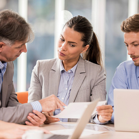 Εργασία - Γραφείο