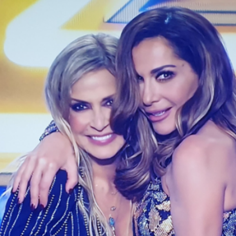 Άννα Βίσση-Δέσποινα Βανδή: Το νέο φιλί στο στόμα που έγινε viral