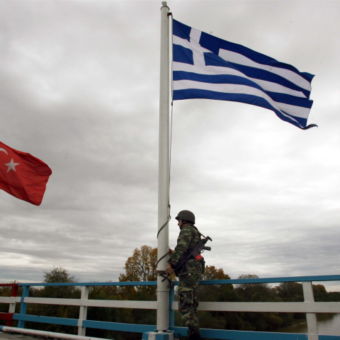 Ελλάδα και Τουρκία: Πώς βλέπει ο ένας τον άλλο σύμφωνα με κοινή δημοσκόπηση πολιτών και στις δύο χώρες	