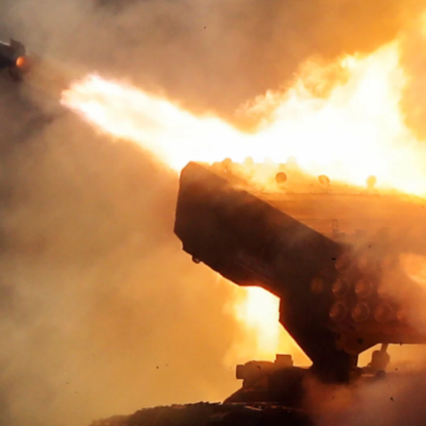 Οι ΗΠΑ ετοιμάζονται να στείλουν συστήματα μεγάλου βεληνεκούς στην Ουκρανία