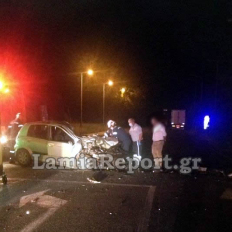 Τροχαίο στη Λαμία με έναν νεκρό: Εικόνα από το κατεστραμμένο αυτοκίνητο του οδηγού
