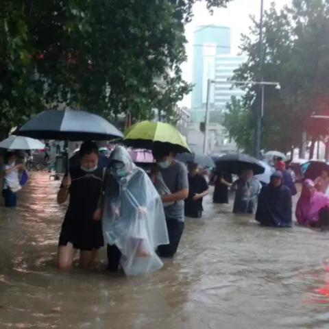 Βροχοπτώσεις ρεκόρ στην Κίνα