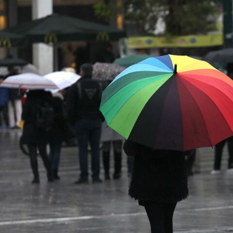 Βροχερό το τοπίο στην χώρα την Τετάρτη - Πού αναμένονται καταιγίδες