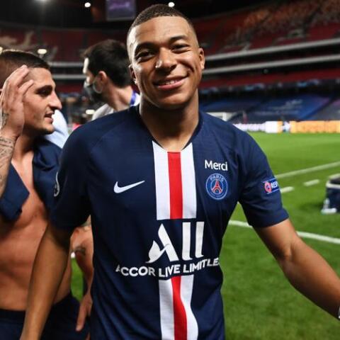 kylian-mbappe-200818-afterwin-g-1050.jpg