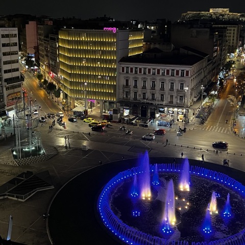 Δήμος Αθηναίων: Τη στήριξή τους στην Ουκρανία διακήρυξαν 28 πρέσβεις και εκπρόσωποι πρεσβειών από όλο τον κόσμο - Εκδήλωση για τη συμπλήρωση ενός έτους πολέμου. 