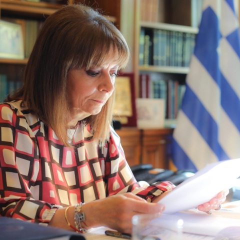 Συλλυπητήρια Ερντογάν σε Κατερίνα Σακελλαροπούλου για τα θύματα από τις πλημμύρες και πυρκαγιές - Δηλώνει ότι η Τουρκία είναι έτοιμη να στηρίξει την Ελλάδα.