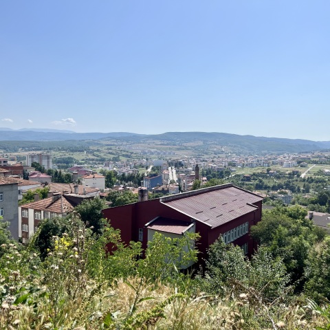 Χωριό Καβάκ (Kavak). Καβάκ είναι η Λεύκα στα Τουρκικά