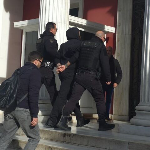 Έγκλημα στην Εύβοια: Απολογείται ο 29χρονος γαμπρός του 66χρονου 