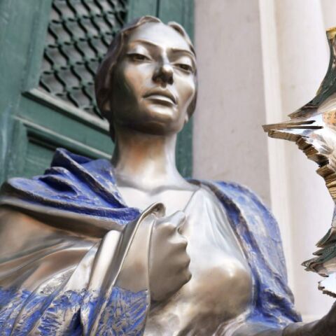 Η Μαρία Κάλλας επιστρέφει στη Βενετία μέσα από την τέχνη του Νίκου Φλώρου