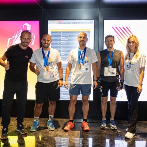 run_to_the_top_piraeus_tower_11