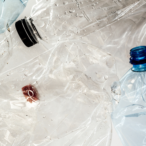 Podcast Μηδενικό αποτύπωμα - Αγγελική Κοσμοπούλου | Πλαστικά μπουκάλια