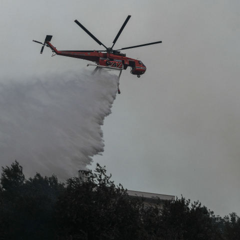 Η 2η ημέρα της φωτιάς στην Πεντέλη