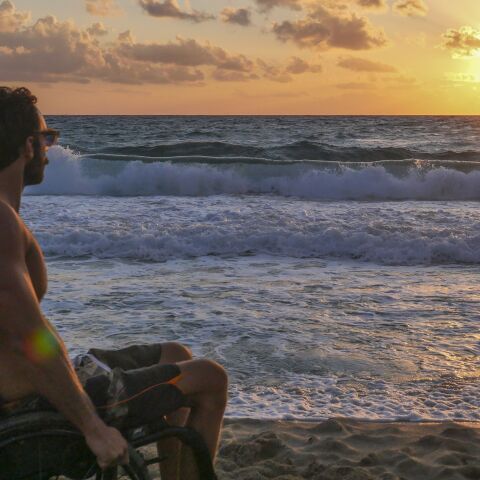 Αντώνης Τσαπατάκης 