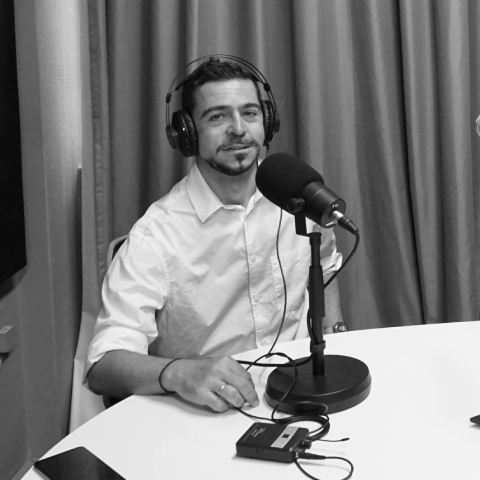 Μάνος Χαραλαμπάκης