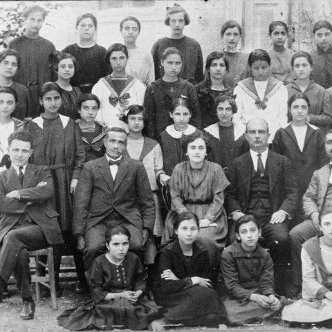 "Μικρά Ασία. Λάμψη Ξεριζωμός Καταστροφή Δημιουργία" στο Μουσείο Μπενάκη Πειραιώς 138