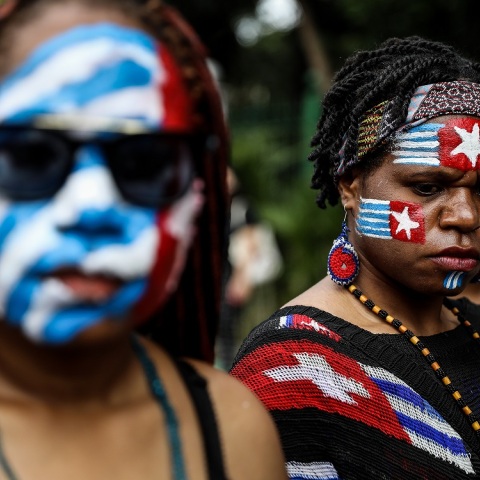 Παπούα - Νέα Γουινέα: Τουλάχιστον 50 άνθρωποι έχασαν τη ζωή τους από βίαιες επιθέσεις τον τελευταίο μήνα που διεξάγονται οι εκλογές στη χώρα.