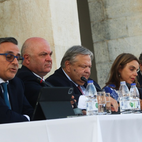 Η ομιλία του Χρήστου Χωμενίδη στην παρουσίαση του νέου βιβλίου του Ευάγγελου Βενιζέλου, «Εκδοχές πολέμου 2009-2022», εκδόσεις Πατάκη, Βυζαντινό Μουσείο Αθηνών, την Τρίτη 26 Ιουλίου 2022