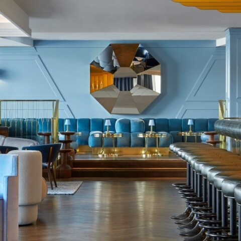 Lyaness bar
