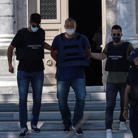 Ο αστυνομικός που συνελήφθη για τον βιασμό 14χρονης