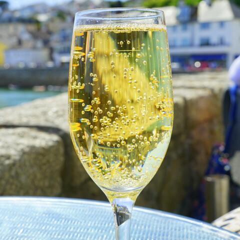 Αφρώδη κρασιά